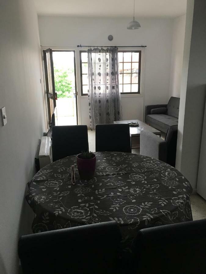 Christos Apartments Dhrousha 외부 사진